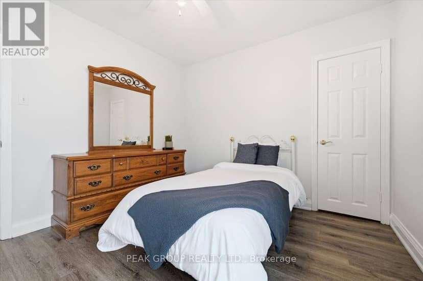 6233 Montrose Road — photo 21 of 40