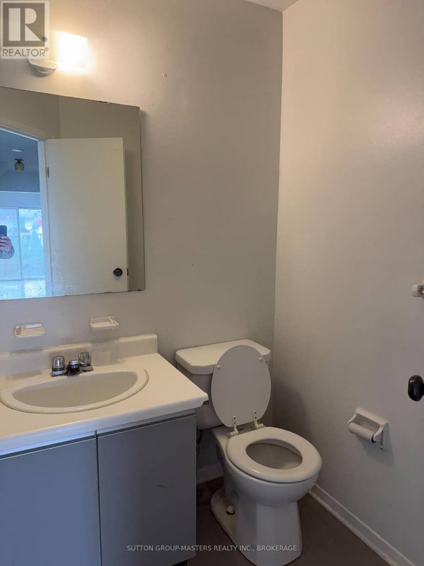255 Melanie Avenue — photo 10 of 10