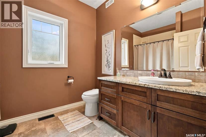212 Edgewood Drive — photo 19 of 40