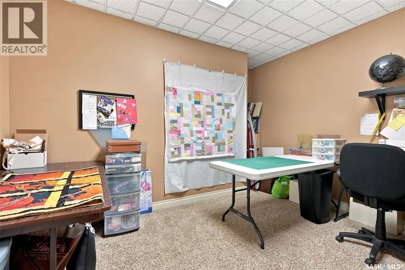 212 Edgewood Drive — photo 35 of 40