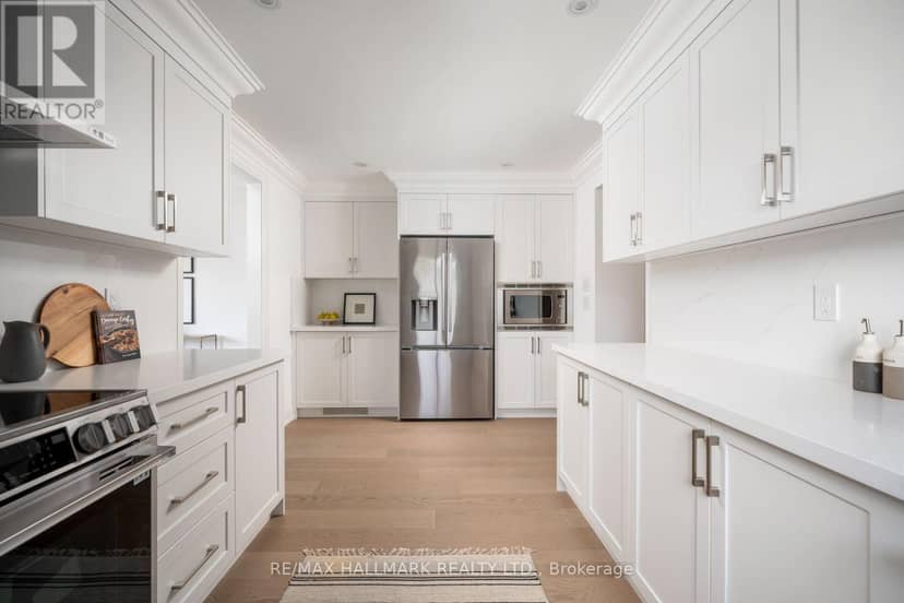226 A Mortimer Avenue — photo 17 of 40