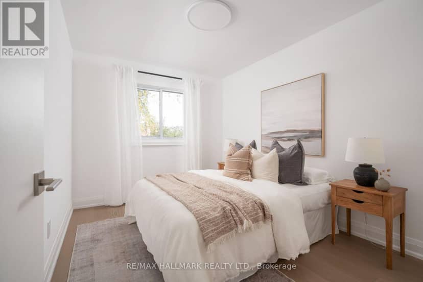 226 A Mortimer Avenue — photo 34 of 40