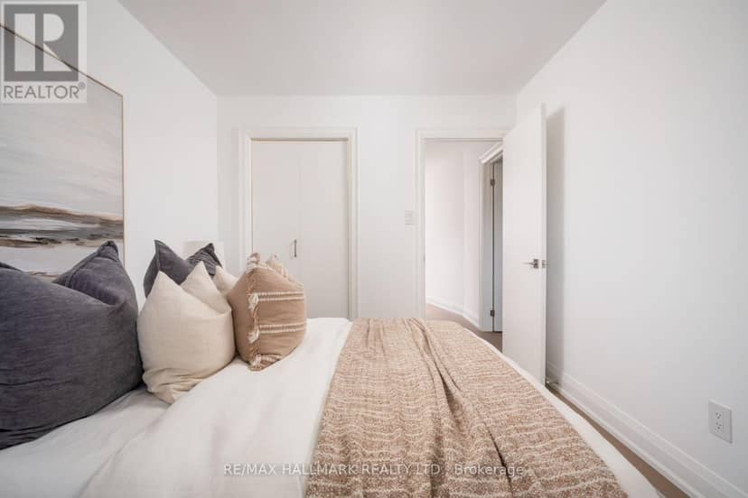226 A Mortimer Avenue — photo 36 of 40
