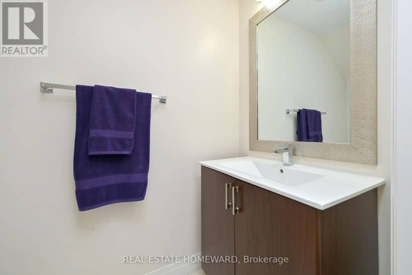 113 - 22 East Haven Drive — photo 15 of 32
