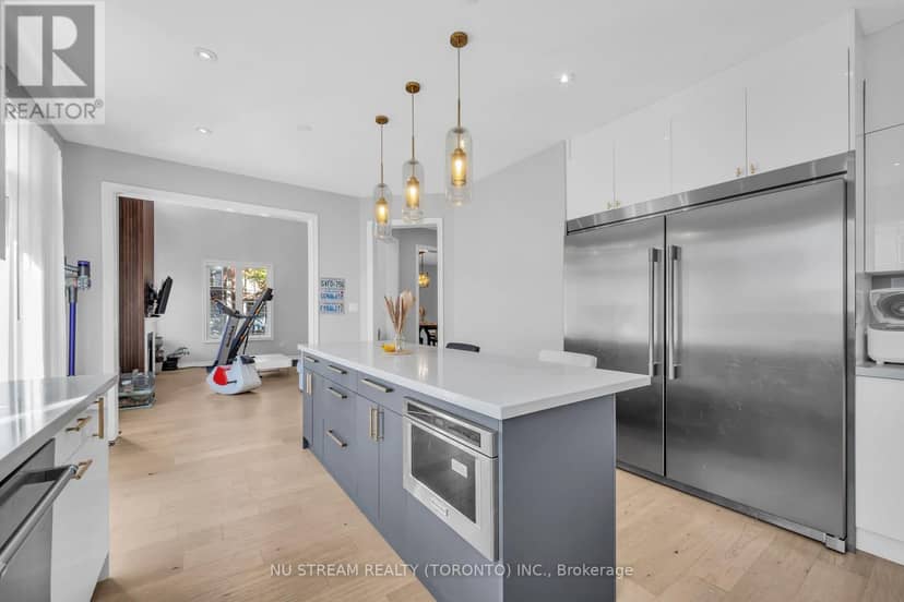 30 Pinecrest Street — photo 18 of 40