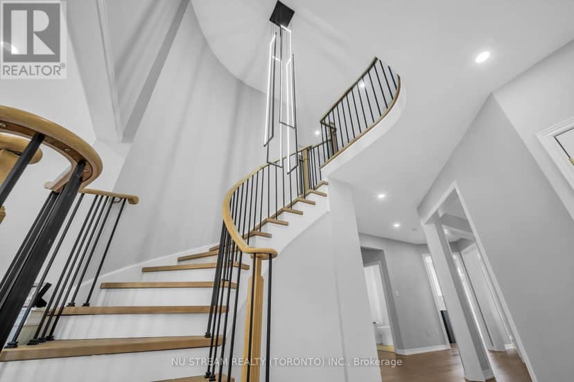 30 Pinecrest Street — photo 21 of 40