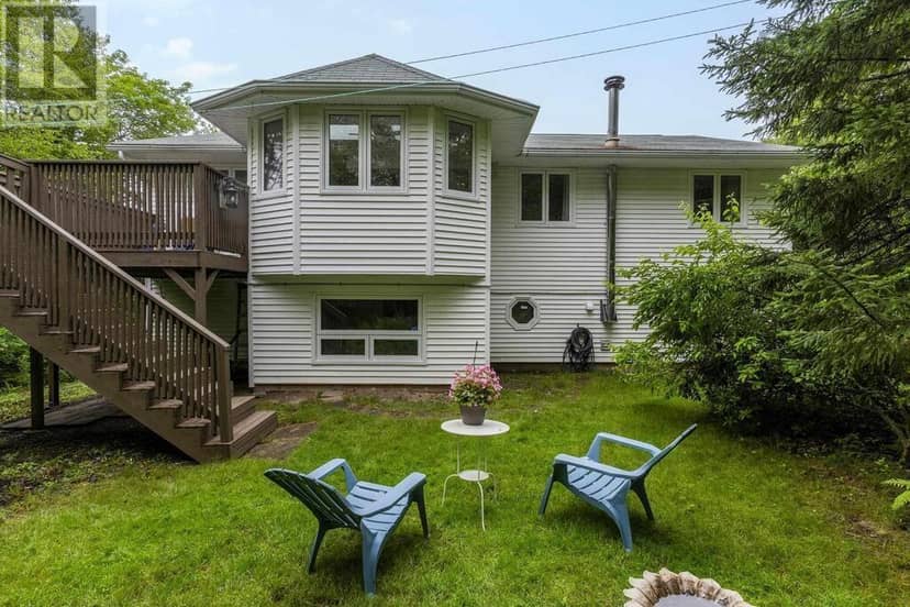 5 Lisa Court Court — photo 4 of 40