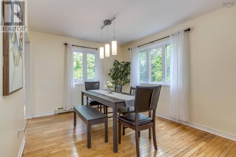 5 Lisa Court Court — photo 9 of 40