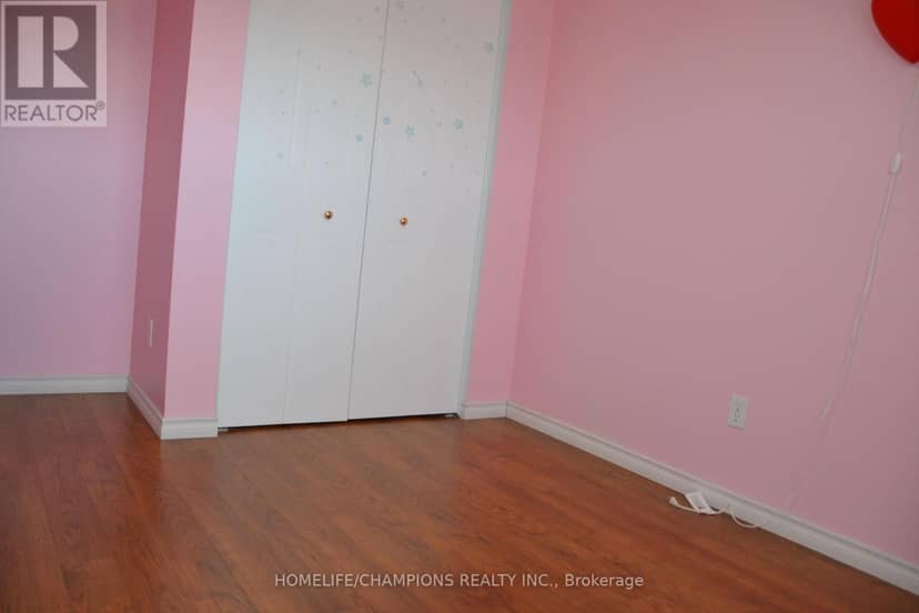 132 Henhoeffer Crescent — photo 21 of 33