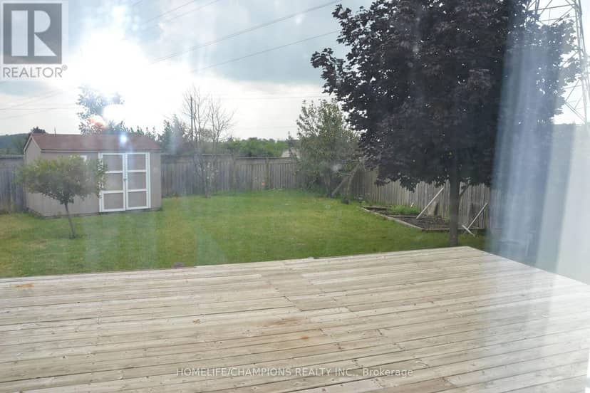132 Henhoeffer Crescent — photo 29 of 33
