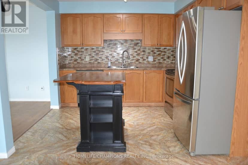 132 Henhoeffer Crescent — photo 6 of 33