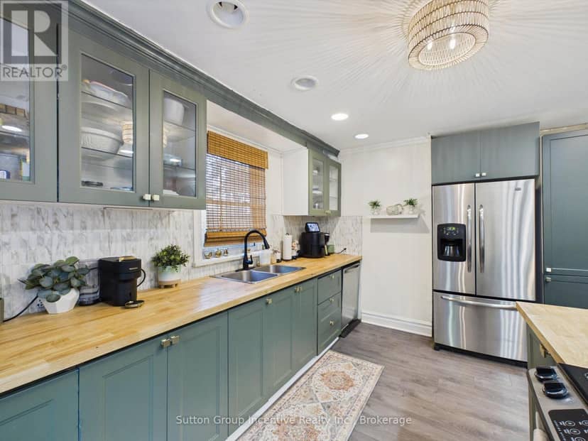 57 Woodward Street — photo 11 of 37