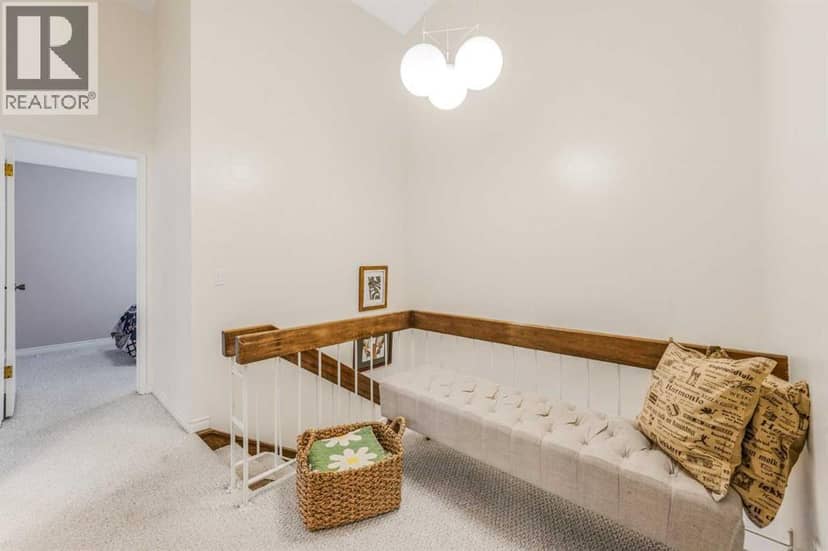 70 Brae Glen Lane SW — photo 23 of 40
