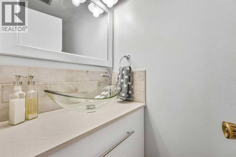 70 Brae Glen Lane SW — photo 21 of 40