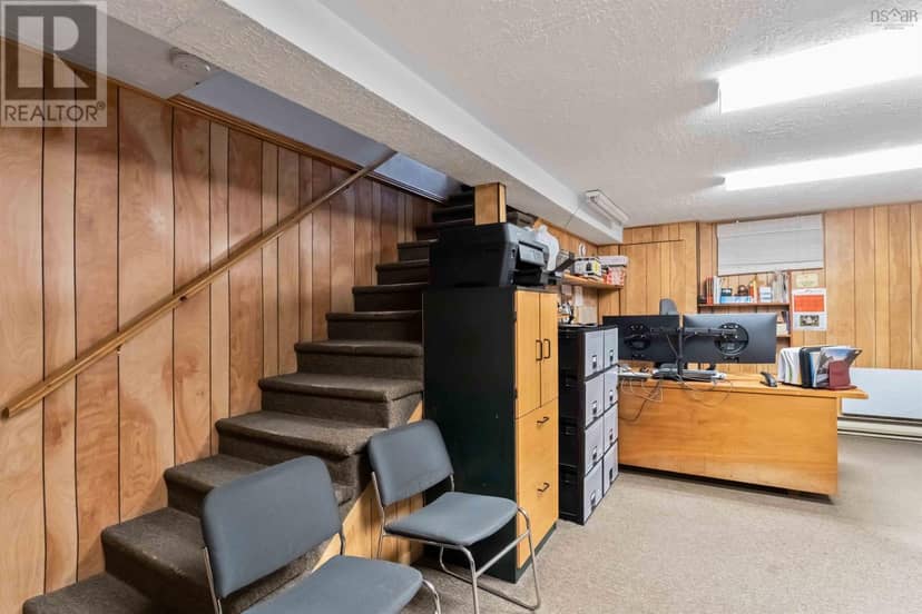 60 Weymouth Falls Road — photo 34 of 40