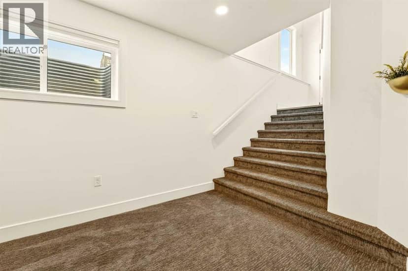 8619 25 Avenue — photo 37 of 40