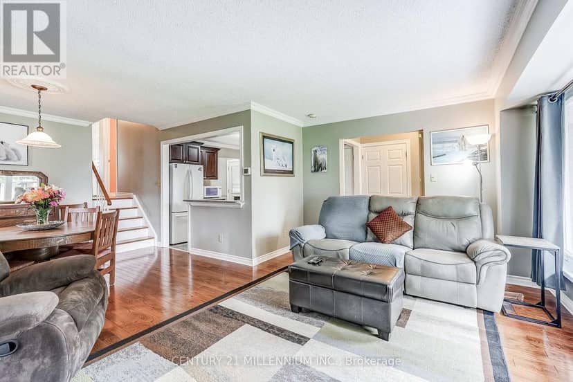 72 Glebe Crescent — photo 10 of 40