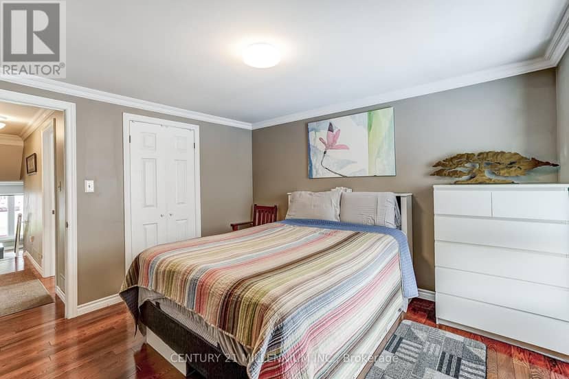 72 Glebe Crescent — photo 21 of 40