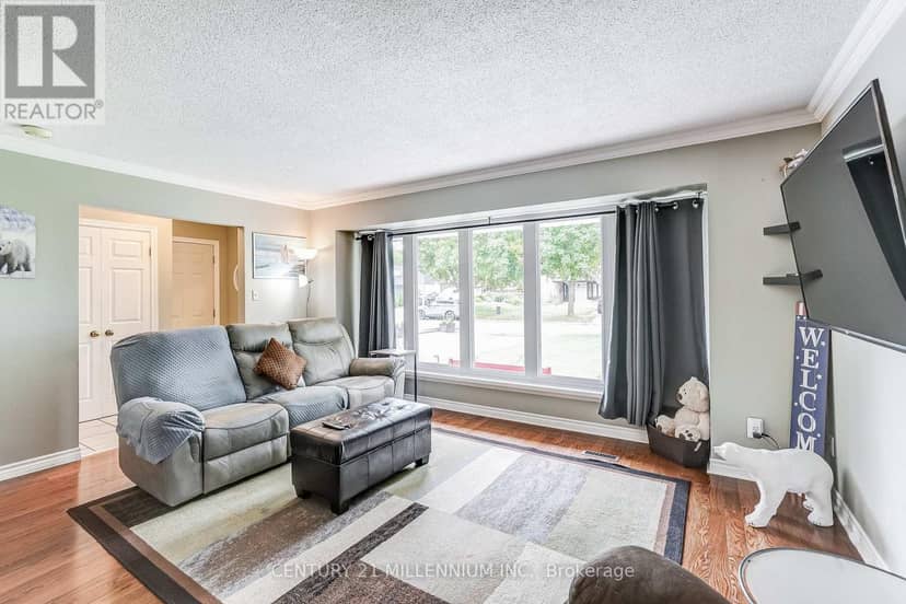 72 Glebe Crescent — photo 9 of 40