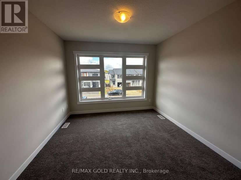 17 Wilkinson Avenue — photo 7 of 12