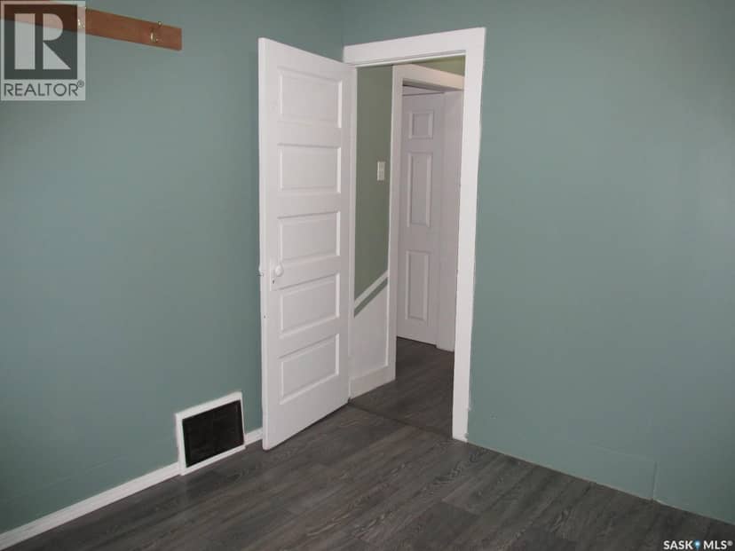 221 1st STREET E — photo 18 of 39
