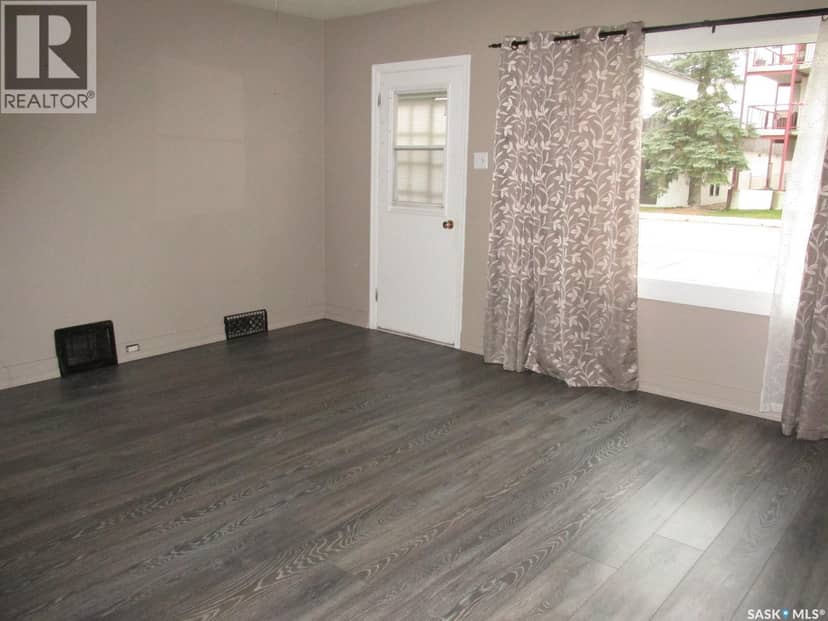 221 1st STREET E, Nipawin, photo 7