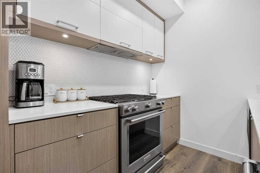 207, 3450 19 Street SW, Calgary, photo 7