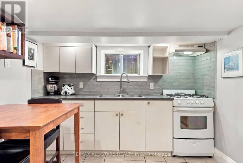 435 Mortimer Avenue — photo 27 of 40