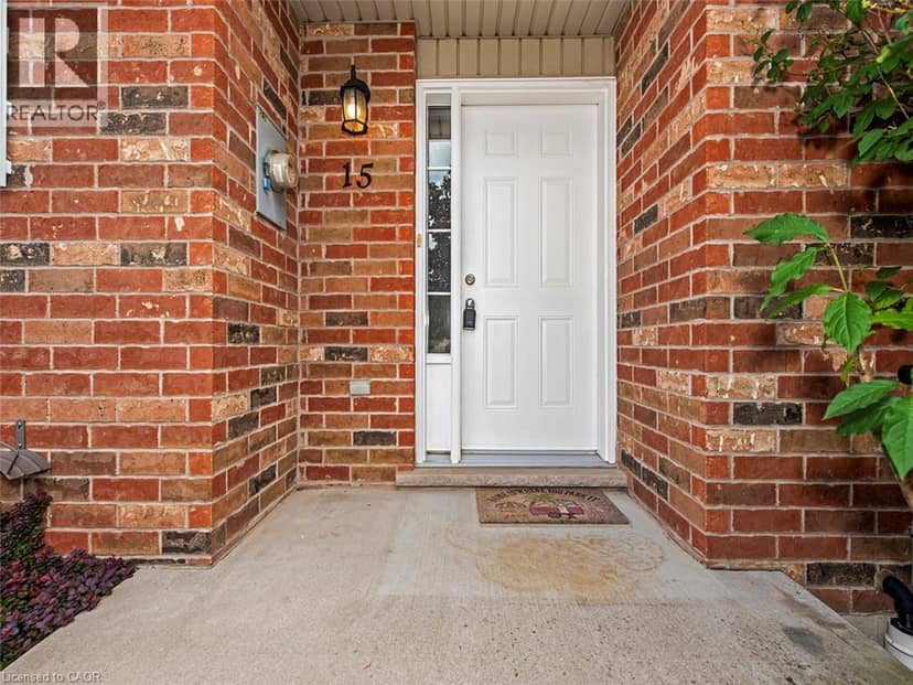 15 POWELL Lane, Cayuga, photo 3