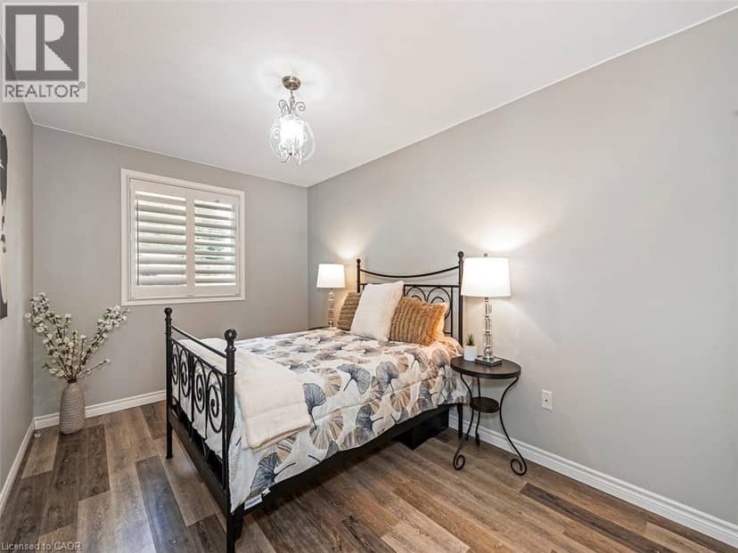 15 POWELL Lane — photo 17 of 33