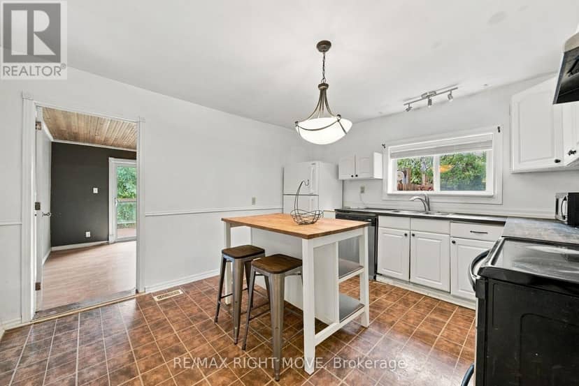 173 Barrie Road — photo 13 of 34