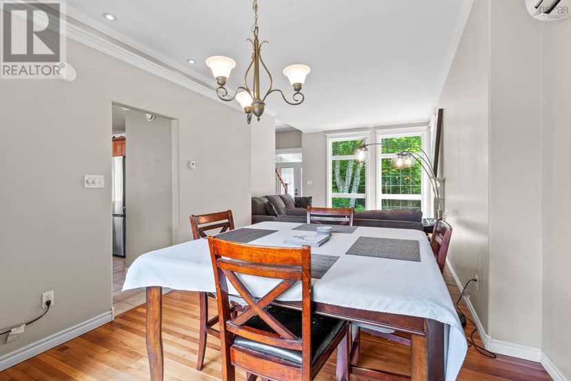80 Tudor Lane — photo 14 of 40