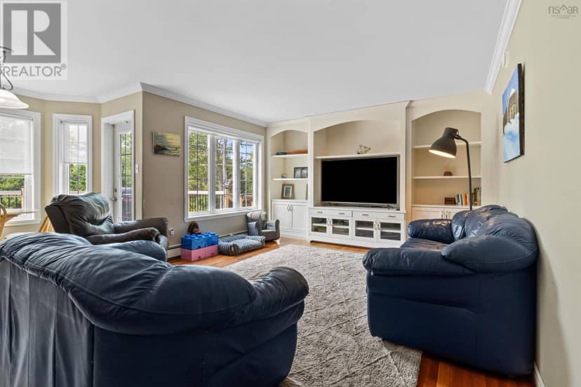 80 Tudor Lane, Stillwater Lake, photo 6