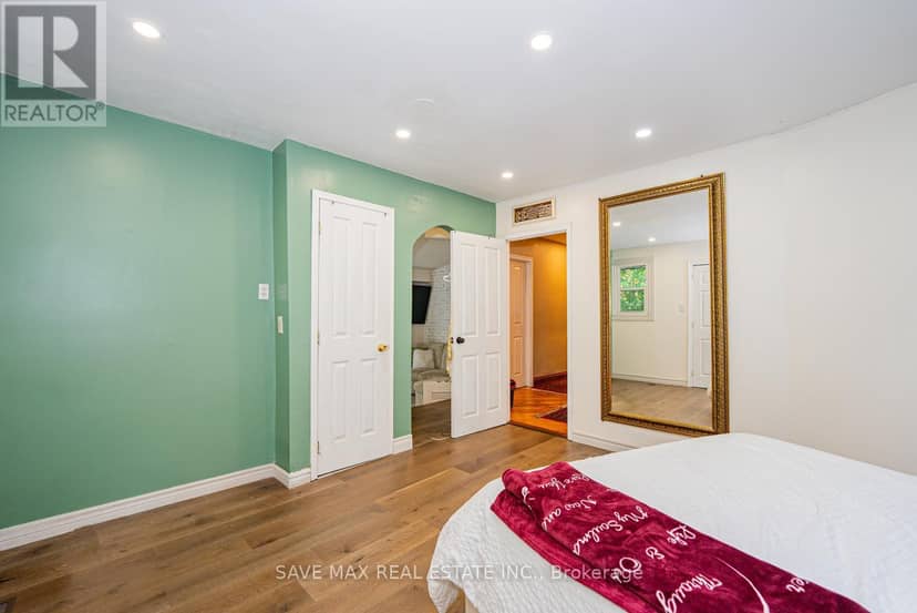 1215 Martins Boulevard — photo 35 of 40