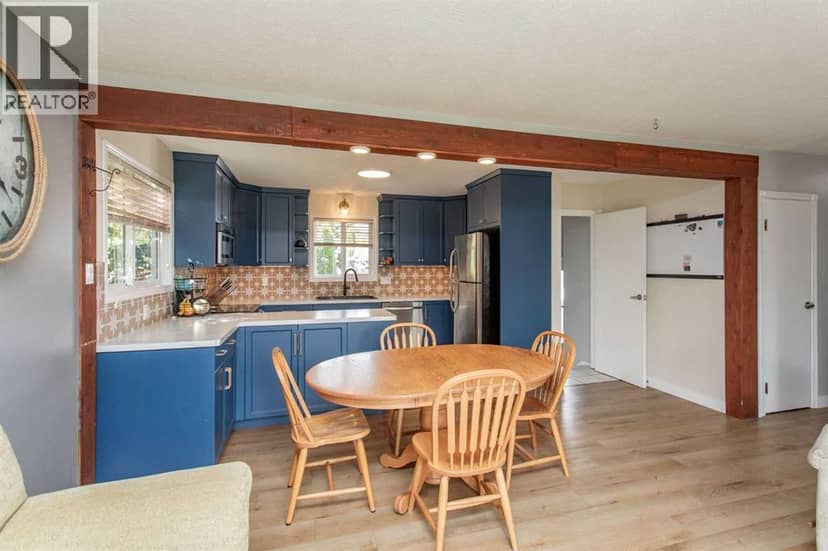 66 Oberlin Avenue — photo 11 of 37