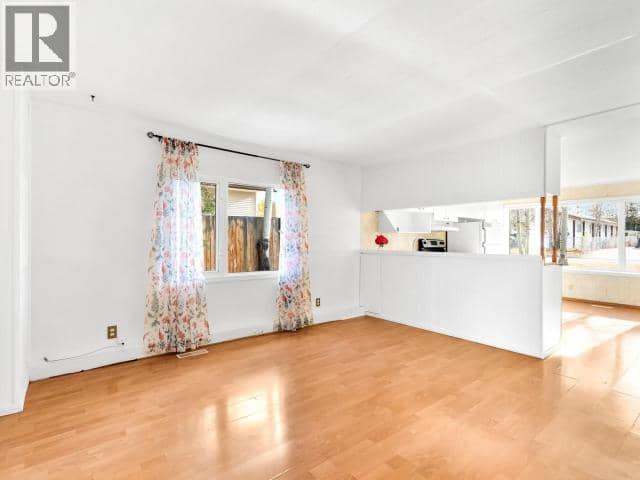 6 Willow Crescent, Whitehorse, photo 3
