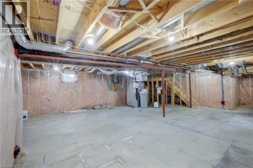 553 WATERTON Drive — photo 33 of 40