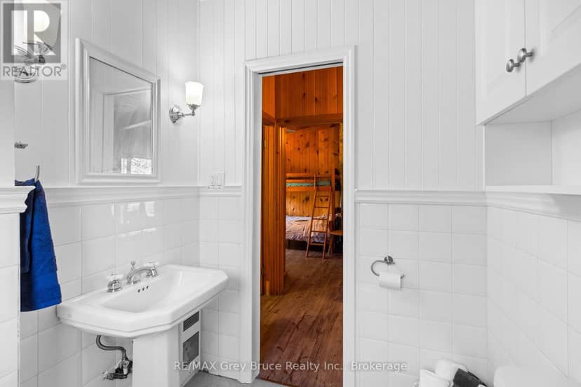 173 Isthmus Bay Road — photo 34 of 40