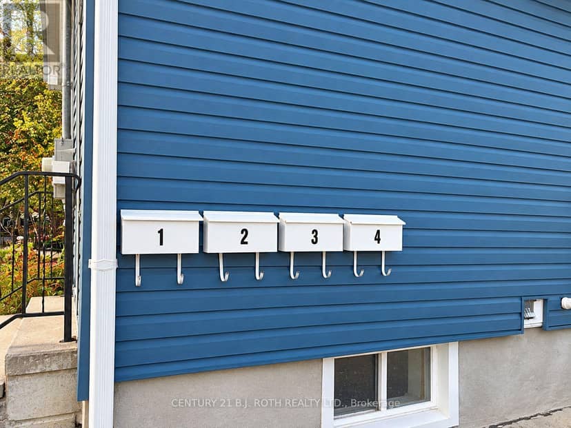 371 East St Orillia Street — photo 2 of 15