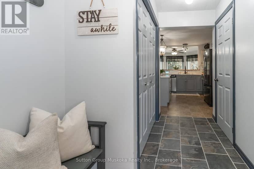 26 Centurion Crescent — photo 14 of 40