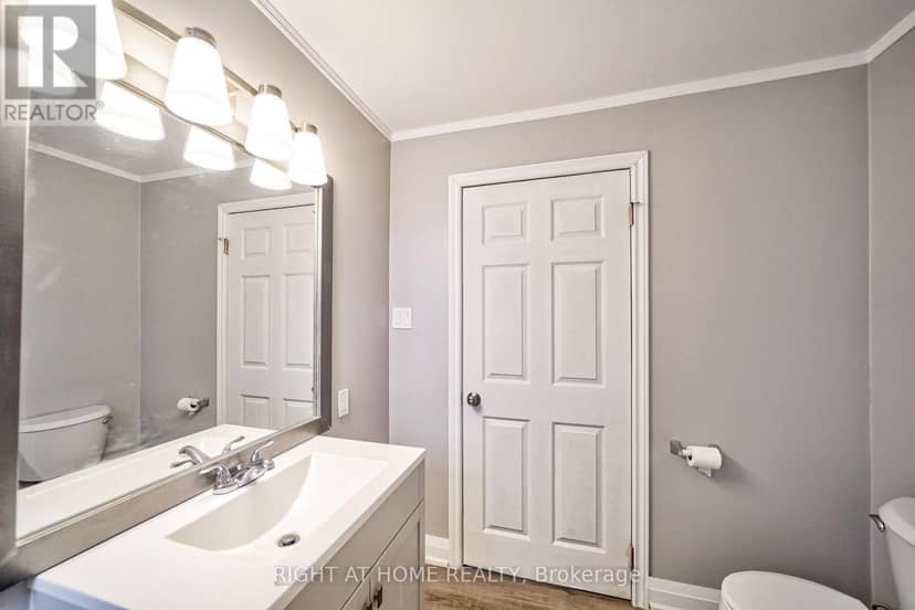 15 Asher Street — photo 9 of 15