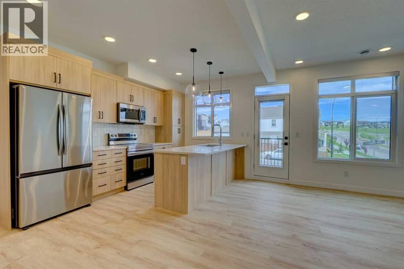 14832 1 Street NW, Calgary, photo 3