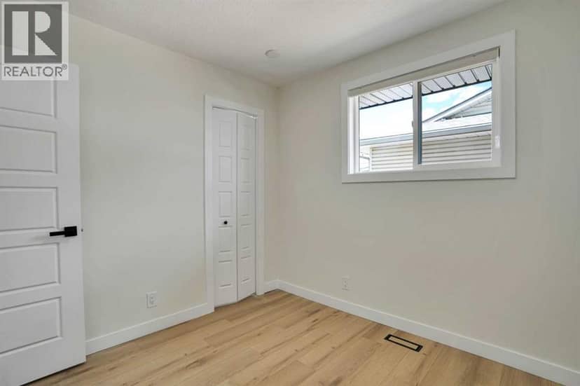 1903 62 Street NE — photo 20 of 40