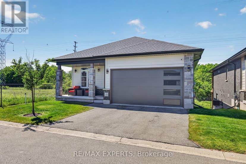 21 - 10 McPherson Court, Central Elgin, photo 4
