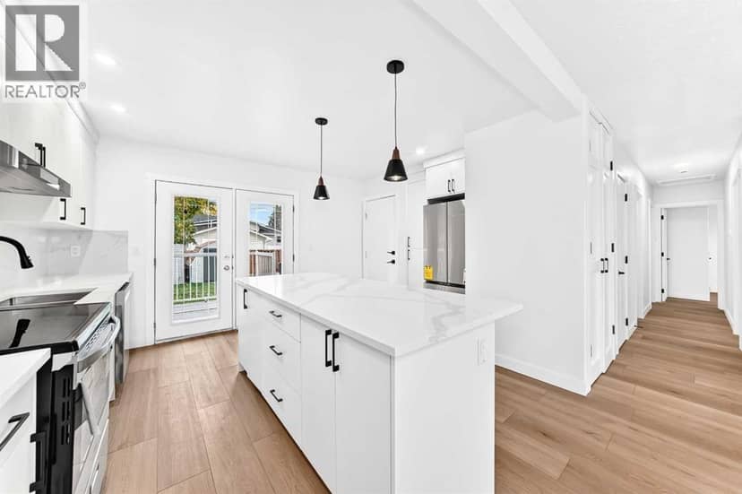 5603 Trelle Drive NE — photo 9 of 40