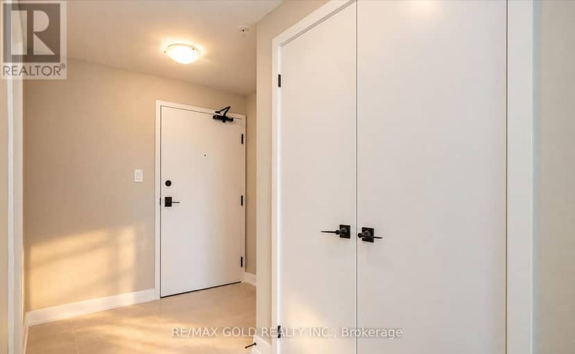 213 - 1 Chef Lane, Barrie, photo 5