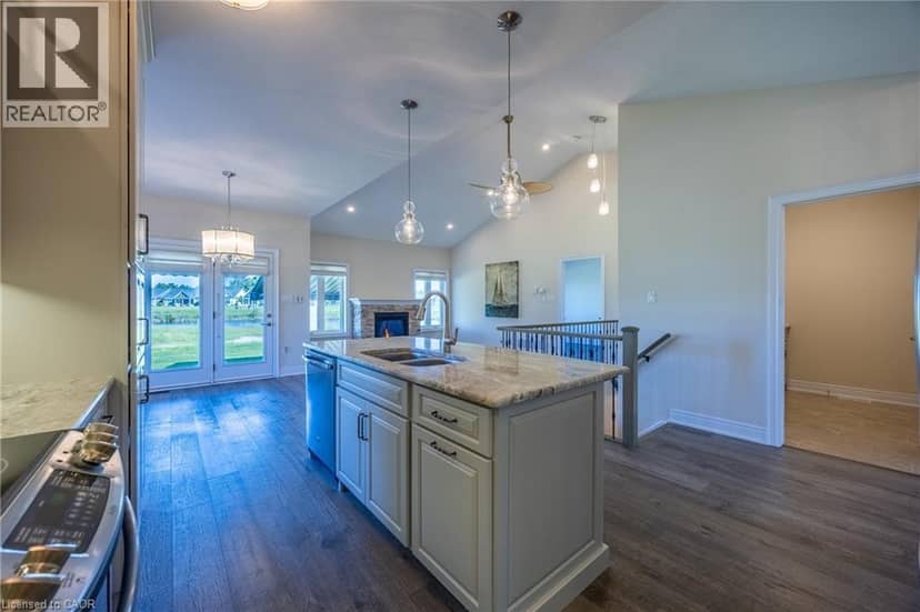 63 REGATTA Drive — photo 16 of 40