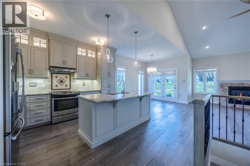 63 REGATTA Drive — photo 13 of 40