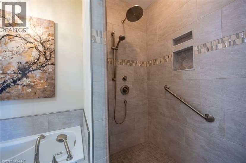 63 REGATTA Drive — photo 31 of 40