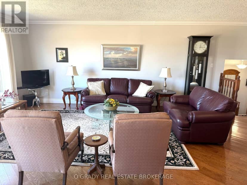 1442 Windsor Drive — photo 5 of 28